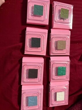 JEFFREE STAR Eyeshadow Singles